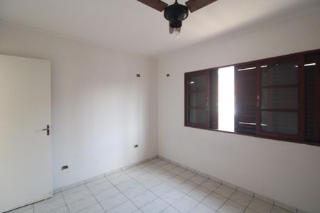 Casa à venda com 95m², 2 quartos e 2 vagasQuarto 1