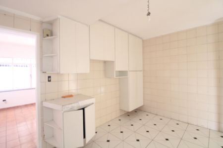 Casa à venda com 95m², 2 quartos e 2 vagasCozinha