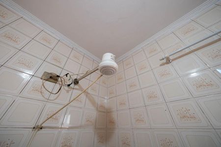 Casa à venda com 260m², 4 quartos e 2 vagasBanheiro