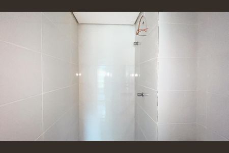 Banheiro Social de kitnet/studio para alugar com 1 quarto, 24m² em Imirim, São Paulo