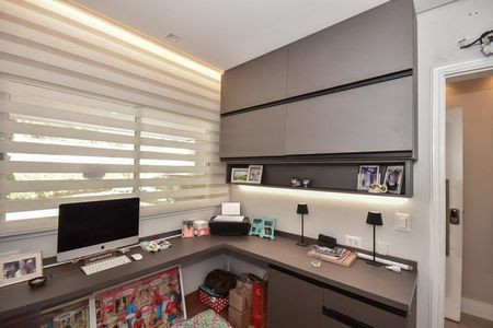 Casa de condomínio para alugar com 300m², 4 quartos e 3 vagasQuarto 1