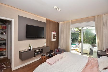 Casa de condomínio para alugar com 300m², 4 quartos e 3 vagasSuíte