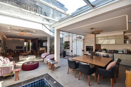 Casa de condomínio para alugar com 300m², 4 quartos e 3 vagasEspaço Gourmet