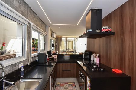 Casa de condomínio para alugar com 300m², 4 quartos e 3 vagasCozinha