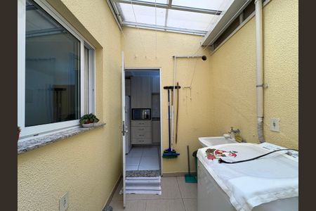 Apartamento à venda com 55m², 2 quartos e 1 vaga Apartamento à venda com 55m², 2 quartos e 1 vagaLavanderia