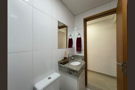 Apartamento à venda com 55m², 2 quartos e 1 vaga Apartamento à venda com 55m², 2 quartos e 1 vagaBanheiro