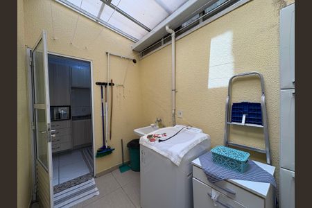 Apartamento à venda com 55m², 2 quartos e 1 vaga Apartamento à venda com 55m², 2 quartos e 1 vagaLavanderia