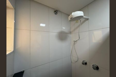 Apartamento à venda com 55m², 2 quartos e 1 vaga Apartamento à venda com 55m², 2 quartos e 1 vagaBanheiro