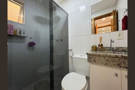 Apartamento à venda com 55m², 2 quartos e 1 vaga Apartamento à venda com 55m², 2 quartos e 1 vagaBanheiro da Suíte