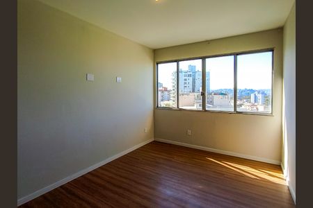 Apartamento à venda com 220m², 3 quartos e 1 vaga Apartamento à venda com 220m², 3 quartos e 1 vagaQuarto 1