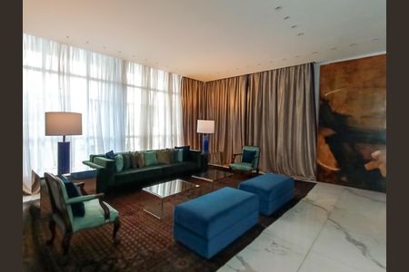 Apartamento à venda com 220m², 3 quartos e 1 vaga Apartamento à venda com 220m², 3 quartos e 1 vagaÁrea comum