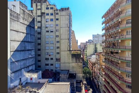 Apartamento à venda com 220m², 3 quartos e 1 vaga Apartamento à venda com 220m², 3 quartos e 1 vagaVista Quarto 2