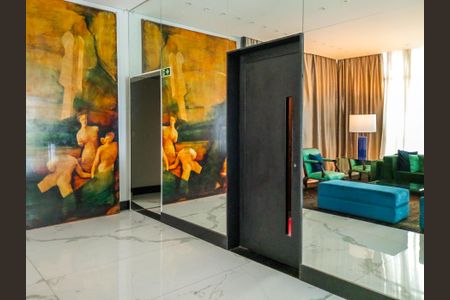 Apartamento à venda com 220m², 3 quartos e 1 vaga Apartamento à venda com 220m², 3 quartos e 1 vagaÁrea comum