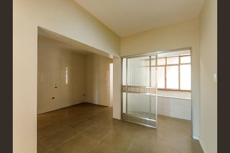 Apartamento à venda com 220m², 3 quartos e 1 vaga Apartamento à venda com 220m², 3 quartos e 1 vagaCozinha