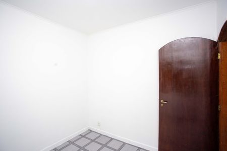 Casa à venda com 320m², 3 quartos e 2 vagasQuarto 