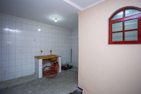 Casa à venda com 320m², 3 quartos e 2 vagasÁrea de Serviço