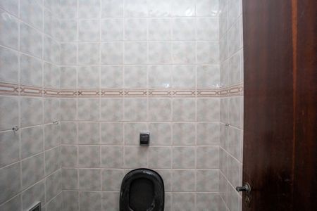 Casa à venda com 320m², 3 quartos e 2 vagasLavabo