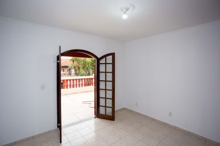 Casa à venda com 320m², 3 quartos e 2 vagasQuarto Suite 3