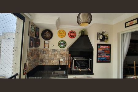 Apartamento à venda com 98m², 3 quartos e 2 vagasChurrasqueira