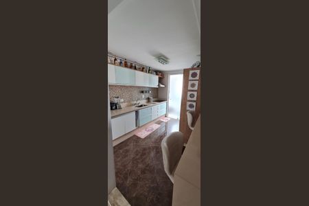 Apartamento à venda com 98m², 3 quartos e 2 vagasCozinha