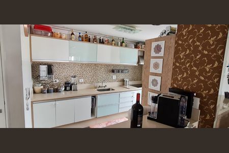 Apartamento à venda com 98m², 3 quartos e 2 vagasCozinha