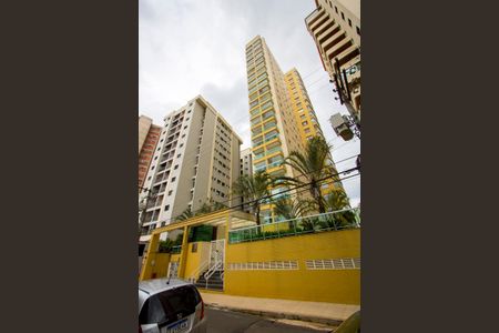 Apartamento à venda com 134m², 3 quartos e 3 vagasFachada