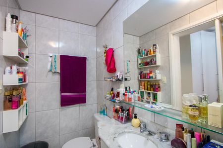 Apartamento à venda com 134m², 3 quartos e 3 vagasBanheiro da Suíte 2