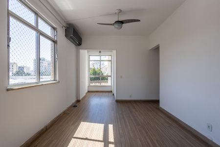 Apartamento à venda com 58m², 2 quartos e 1 vagaSala