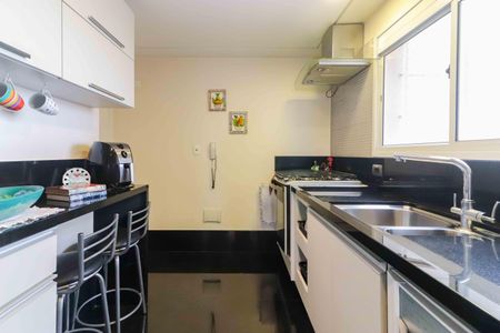 Apartamento à venda com 134m², 3 quartos e 2 vagasCozinha e Área de Serviço