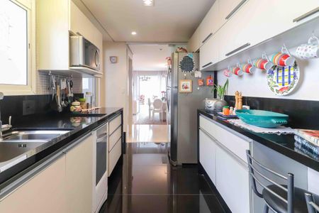 Apartamento à venda com 134m², 3 quartos e 2 vagasCozinha e Área de Serviço