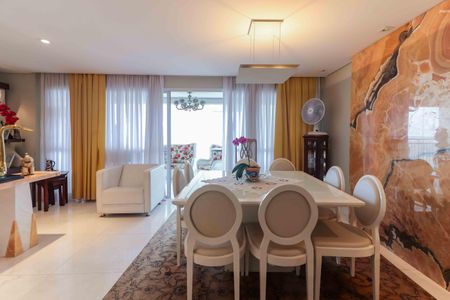 Sala de apartamento à venda com 3 quartos, 134m² em Jardim Olympia, São Paulo