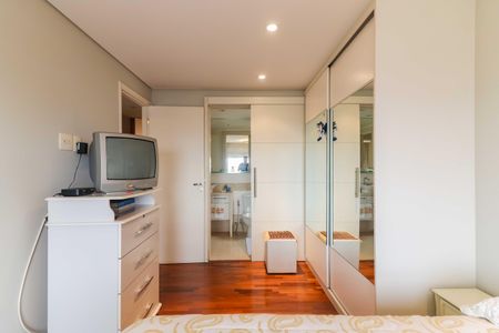 Apartamento à venda com 134m², 3 quartos e 2 vagasQuarto 2 Suíte 