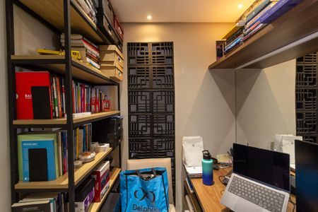 Apartamento à venda com 151m², 3 quartos e 3 vagasEscritório