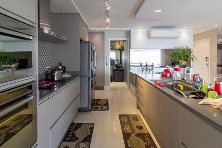 Apartamento à venda com 151m², 3 quartos e 3 vagasCozinha