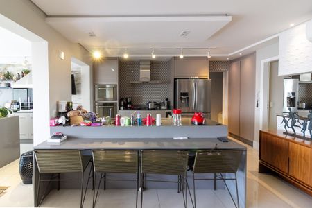 Apartamento à venda com 151m², 3 quartos e 3 vagasCozinha