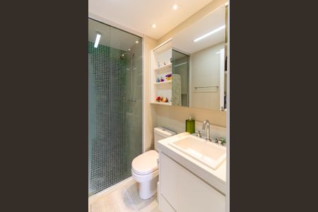 Apartamento à venda com 151m², 3 quartos e 3 vagasBanheiro da Suíte 3