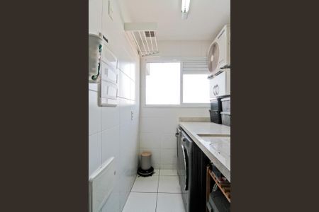 Apartamento à venda com 57m², 2 quartos e 1 vaga Apartamento à venda com 57m², 2 quartos e 1 vagaÁrea de Serviço