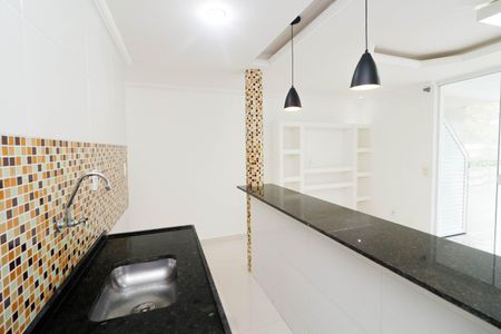 Studio para alugar com 65m², 1 quarto e sem vaga Studio para alugar com 65m², 1 quarto e sem vagaSala/Cozinha