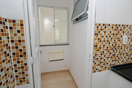 Studio para alugar com 65m², 1 quarto e sem vaga Studio para alugar com 65m², 1 quarto e sem vagaSala/Cozinha