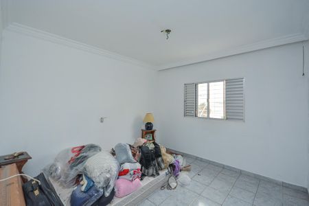 Casa para alugar com 140m², 3 quartos e 3 vagas Casa para alugar com 140m², 3 quartos e 3 vagasQuarto 1