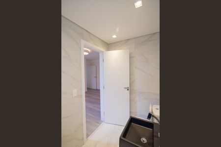 Apartamento à venda com 302m², 4 quartos e 3 vagas Apartamento à venda com 302m², 4 quartos e 3 vagasBanheiro da Suíte 2