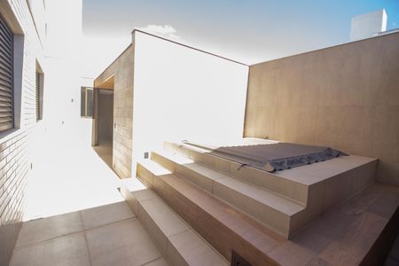 Apartamento à venda com 302m², 4 quartos e 3 vagas Apartamento à venda com 302m², 4 quartos e 3 vagasÁrea gourmet