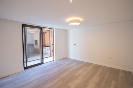 Apartamento à venda com 302m², 4 quartos e 3 vagas Apartamento à venda com 302m², 4 quartos e 3 vagasSuíte 1