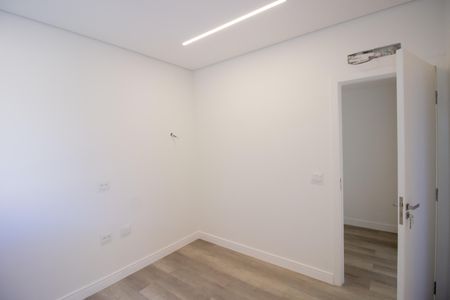Apartamento à venda com 302m², 4 quartos e 3 vagas Apartamento à venda com 302m², 4 quartos e 3 vagasSemi-suíte 2