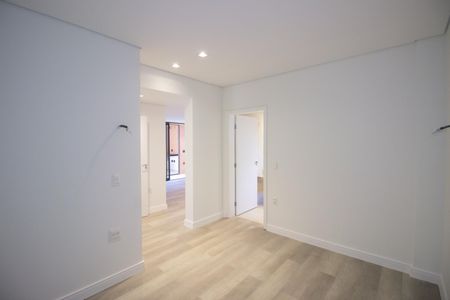 Apartamento à venda com 302m², 4 quartos e 3 vagas Apartamento à venda com 302m², 4 quartos e 3 vagasSuíte 1