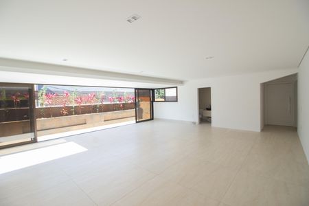 Sala de apartamento à venda com 4 quartos, 302m² em Centro, Betim