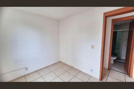 Quarto 1 de apartamento à venda com 2 quartos, 45m² em Vigário Geral, Rio de Janeiro