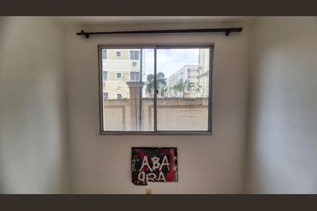 Quarto 2 de apartamento à venda com 2 quartos, 45m² em Vigário Geral, Rio de Janeiro
