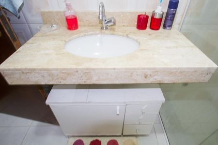 Casa à venda com 147m², 3 quartos e 2 vagas