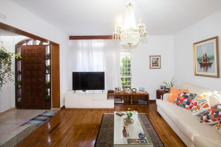 Casa à venda com 3 quartos, 147m² em Santo Amaro, São Paulo